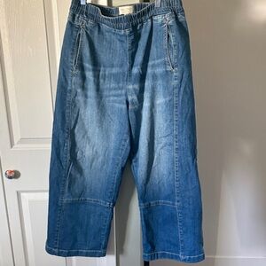 Pilcro Stylish Blue Barrel Leg Denim